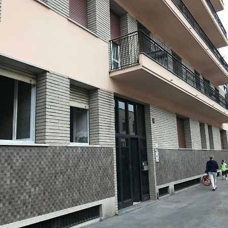Accogliente Bilocale Lejlighed Milano Eksteriør billede